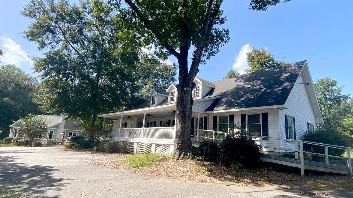This ‘picturesque’ Bolingbroke restaurant is transforming into a new American bistro