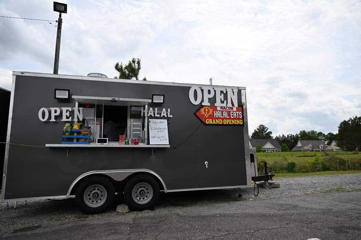 Macon Halal Eats sits off of Forest Hills Road on Tuesday, April 22, 2025, in Macon, Georgia. 