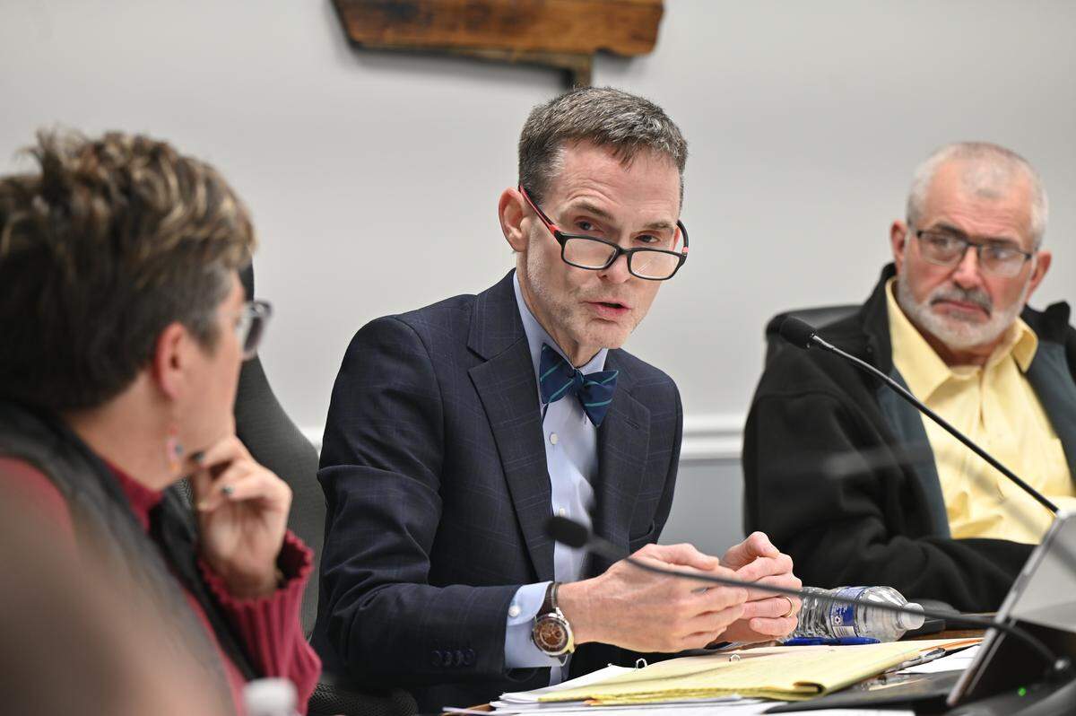 Attorney Ken Jarrard highlights changes to the comprehensive land development resolution for the Jones County Board of Commissioners during a meeting on Friday, Jan. 16, 2026, at the Jones County Government Center in Gray, Georgia. The board of commissioners unanimously passed the text amendment that would allow data centers with conditional use in the Griswoldville Industrial Park. 