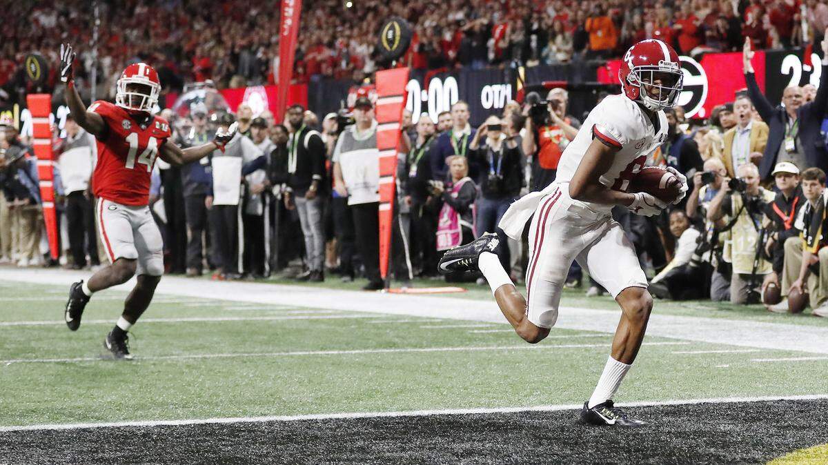 Alabama receiver DeVonta Smith scored the game-winning touchdown in the national championship against Georgia.