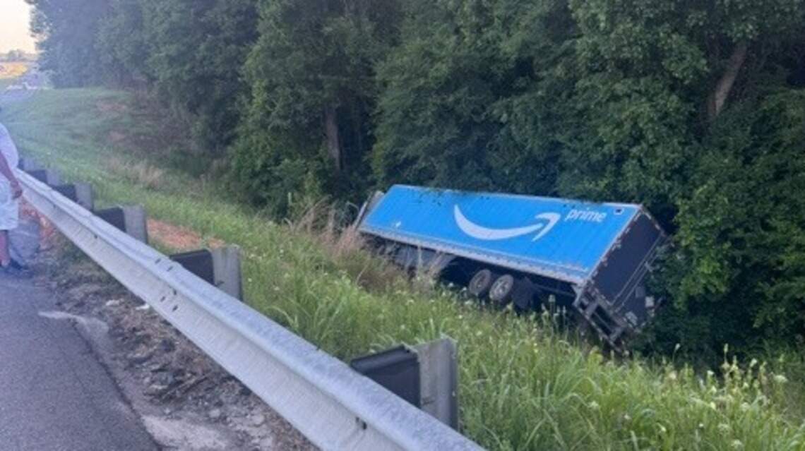 Amazon truck driver fell asleep, ran off highway in Forsyth, deputies say