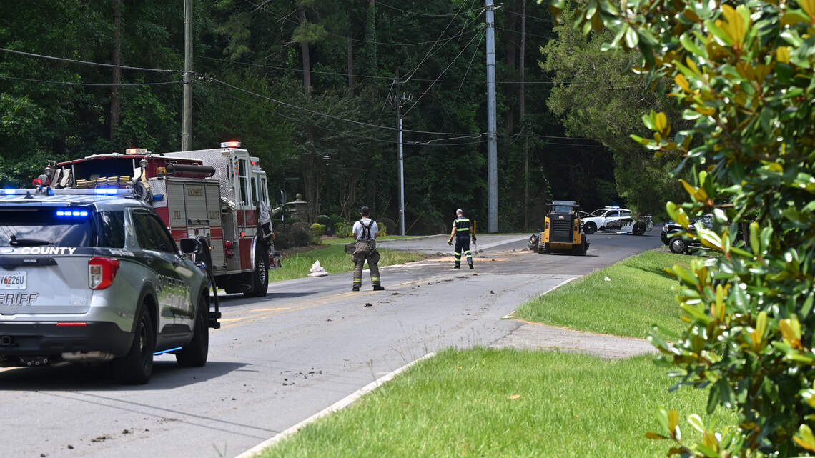 One man dead in car crash on Bass Road in Macon, deputies say