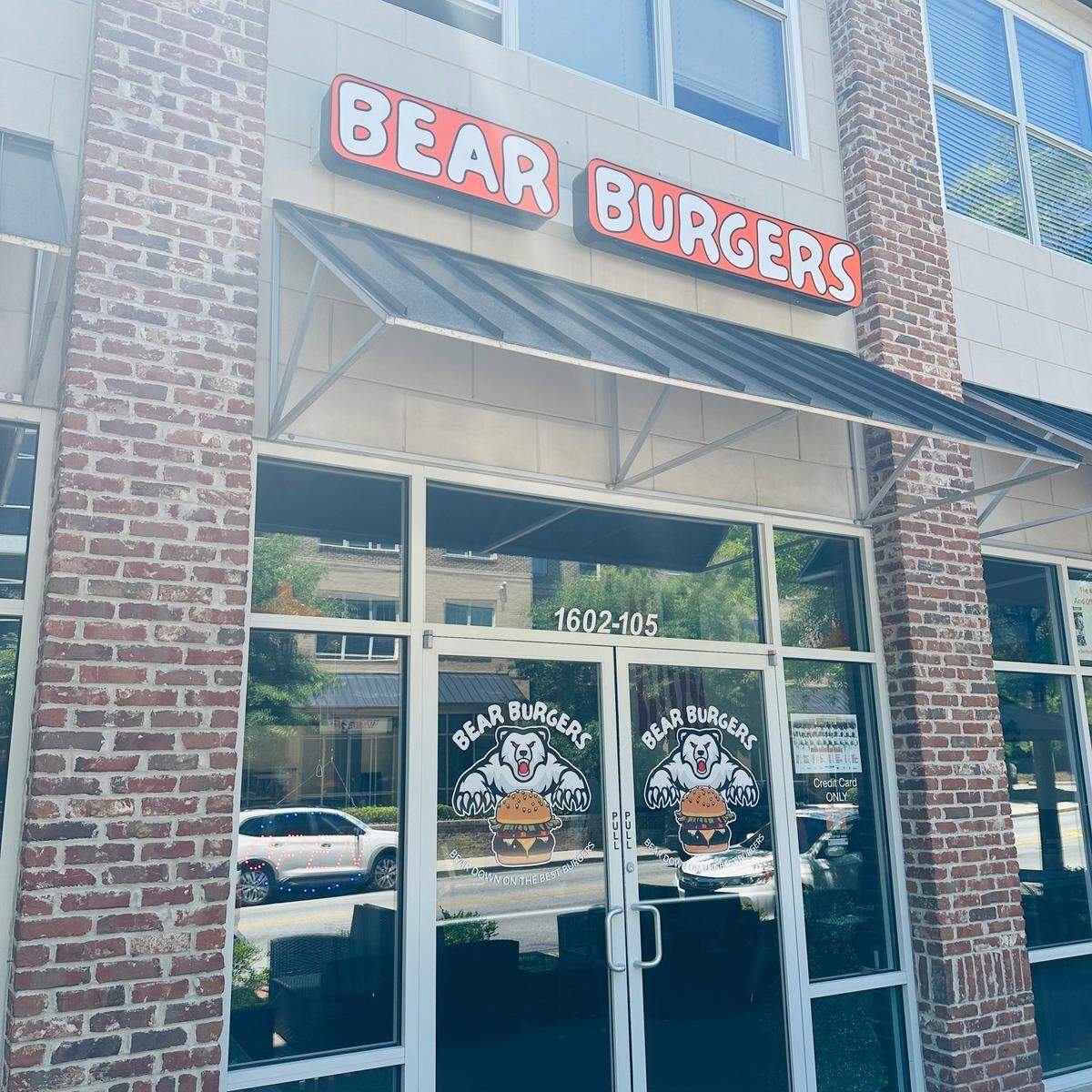 Bear Burgers in Macon’s Mercer Village