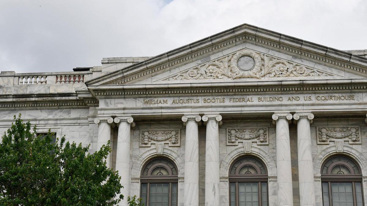 Federal prosecutors say North Carolina man Ariel Collazo Ramos sent postcards that targeted Macon and Atlanta Jewish leaders. Trial for his case started Monday.