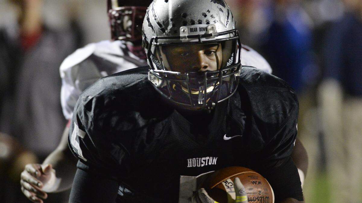 Houston County running back Chris Brinson (5) heads for the end zone on a first half pass from Jake Fromm.