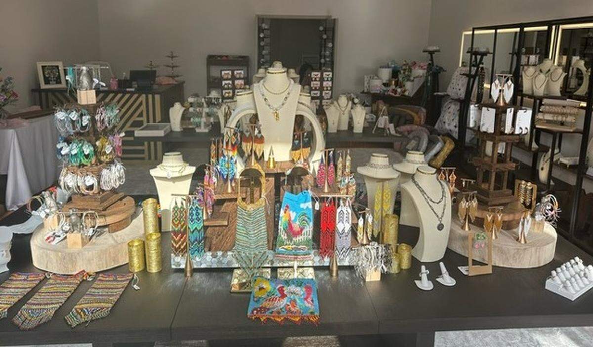 Miki Leigh Jewelry has one-of-a-kind fun and elegant jewelry.