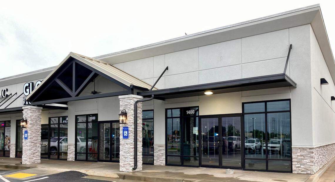 Nothing Bundt Cakes, a new franchise bakery, is coming to the Century Market Plaza. The new bakery will be located in the space formerly occupied by the Emporium in Phase 1 of the shopping plaza at 810 Ga. 96.