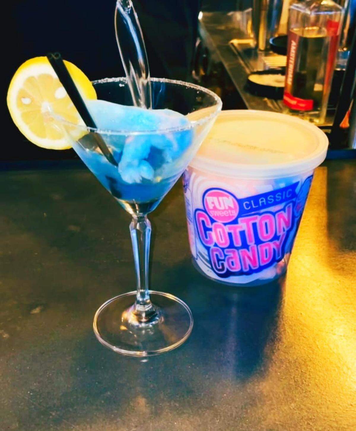 It’s Fair Food Frenzy in downtown Macon Friday through Sunday in which more than a dozen restaurants are offering fair-themed specials and cocktails such as a Cotton Candy Martini at Dua Fishtank at 781 Spring St., Suite 105.