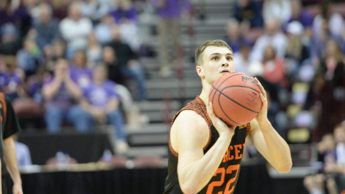 Can Mercer win the SoCon tourney? With a star senior and new coach, it could make a run.