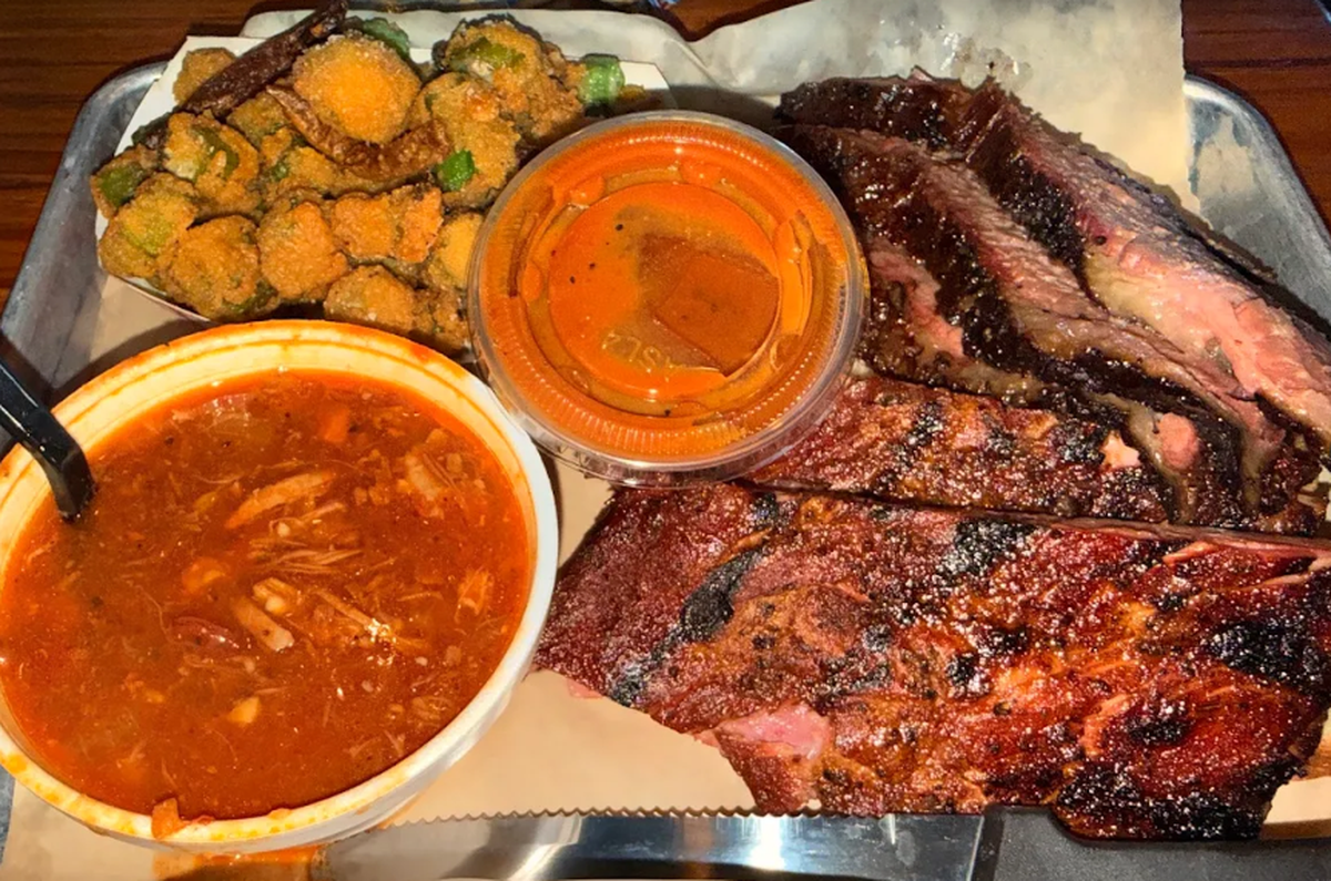 BBQ ribs and Brunswick Stew at Southern Soul