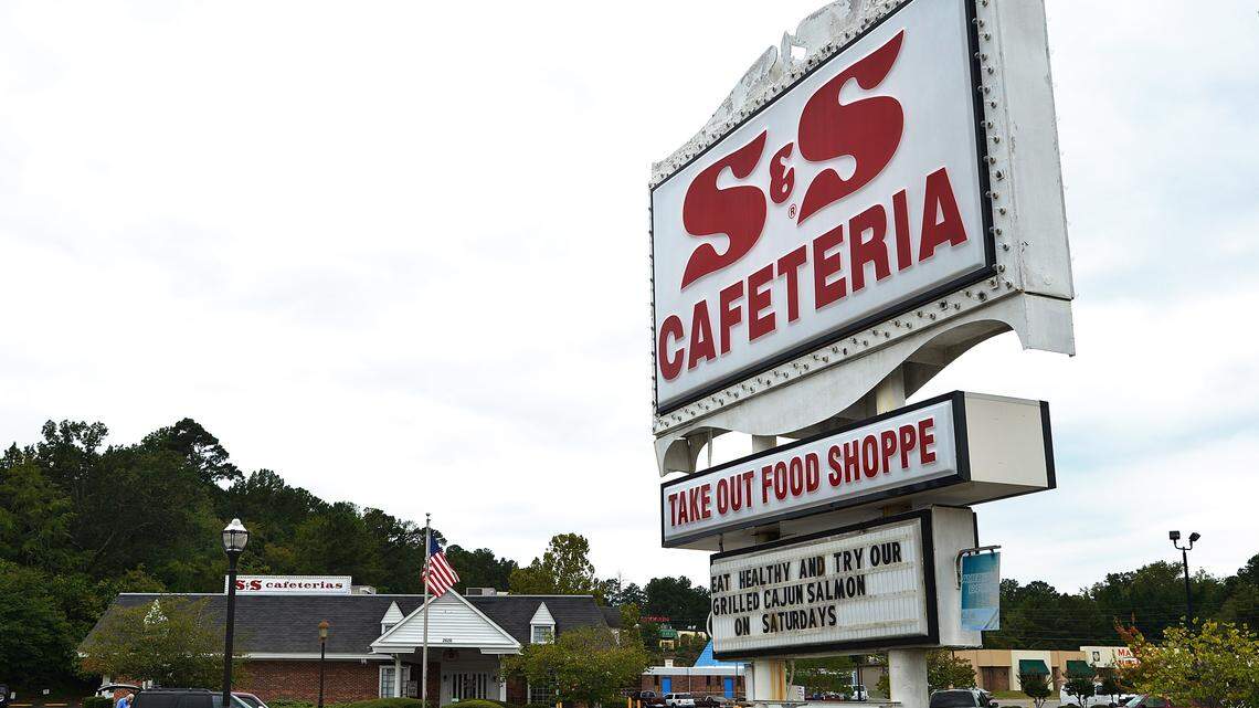 S&S Cafeteria on Riverside Drive in Macon