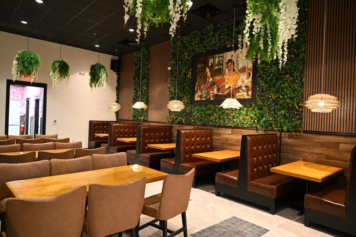 El Metate Cantina Mexicana at 1904 Houston Lake Road, Suites 106 and 107, in The Encore shopping center in Perry, Georgia.