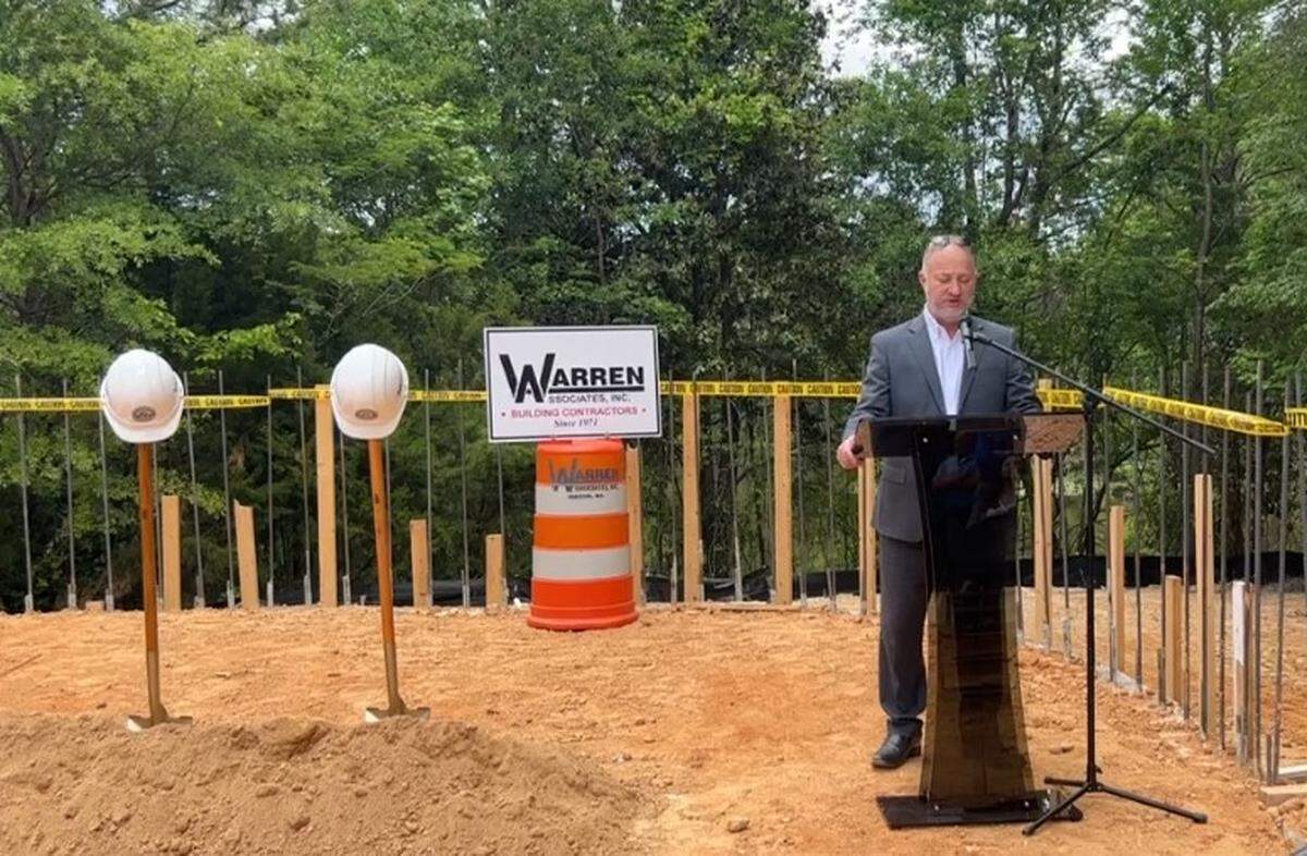 Mayor Lester Miller speaks at a ceremonial groundbreaking for the Cliffview Lake Park improvement project in Bibb County.