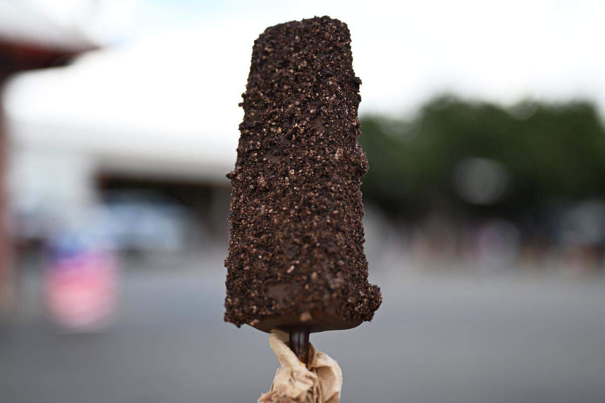 Oreo-Dipped Frozen Cheesecake from Polar Bear Ice Cream at the Georgia National Fairgrounds. 