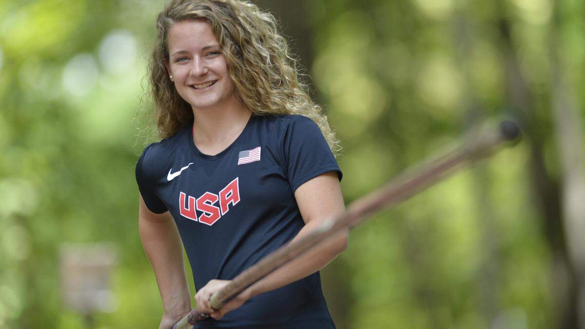 FPD pole vaulter Carson Dingler won the New Balance Nationals Indoor pole vault competition in March.