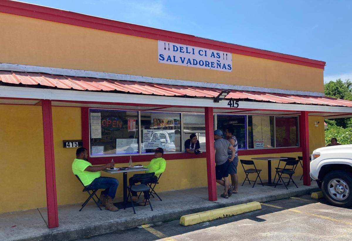 Delicias Salvadorenas opens at 415 Green St. in Warner Robins.