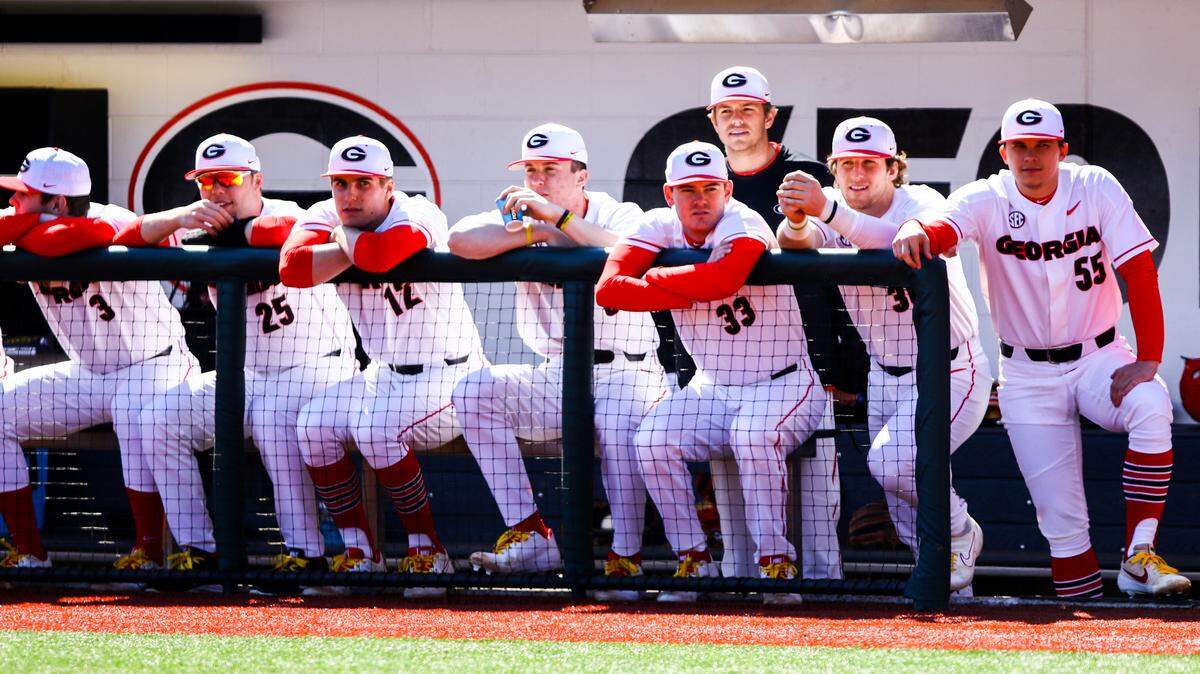 The Georgia Bulldogs baseball team.