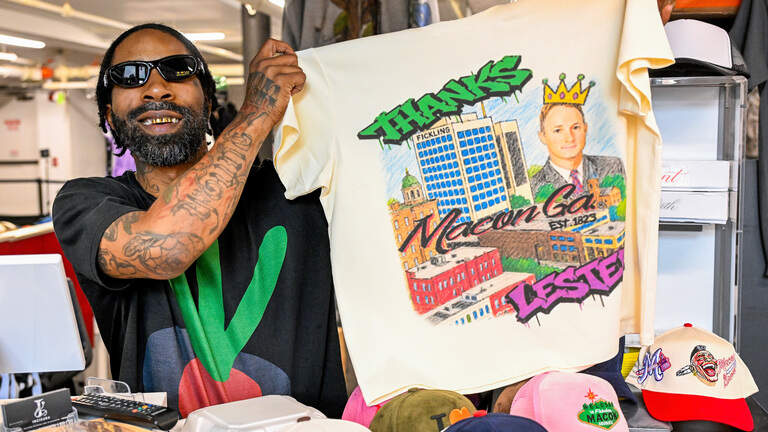 Macon Mayor Lester Miller isn’t laughing at ‘king of the city’ T-shirt