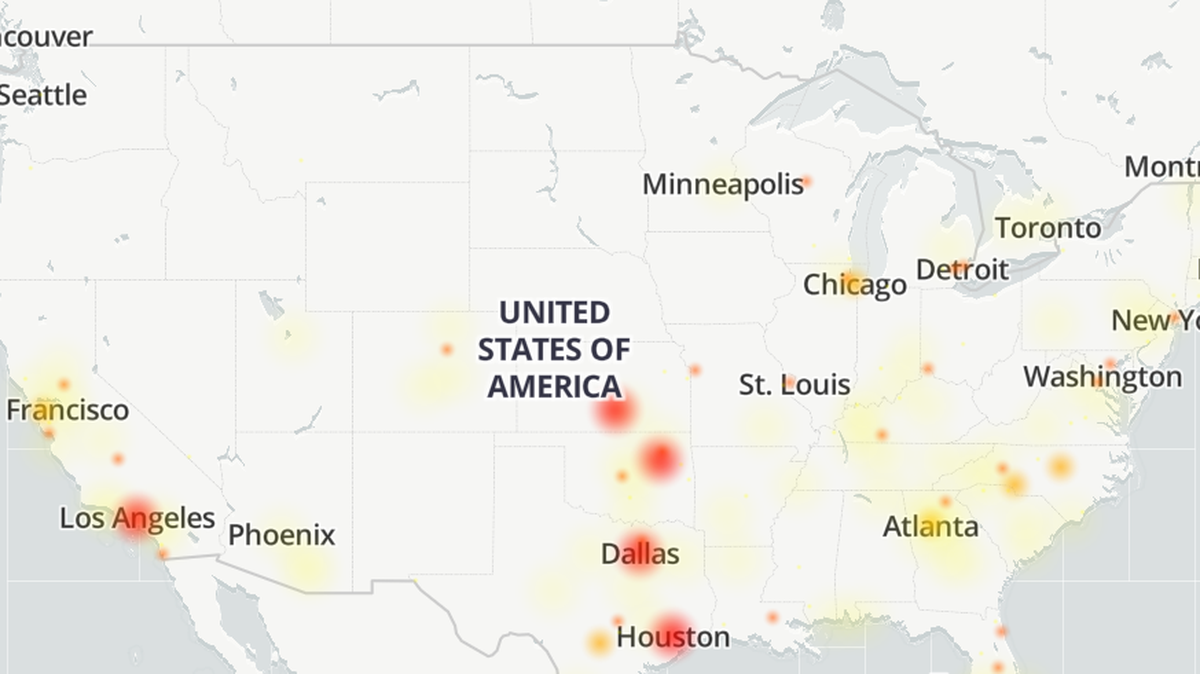 As of noon Thursday, AT&T outages continue across the nation.