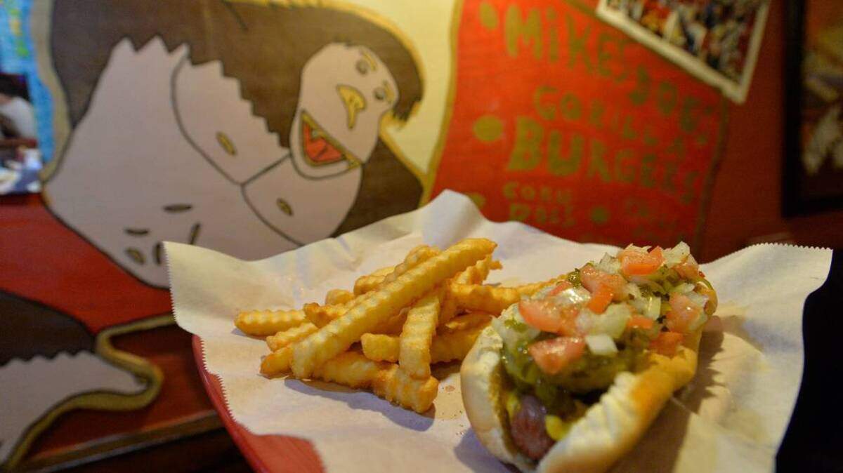 This longtime family-owned-and-operated Warner Robins restaurant closes its doors.