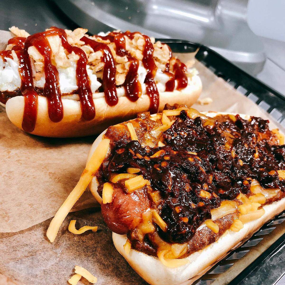 Cake ‘n Shake beef franks