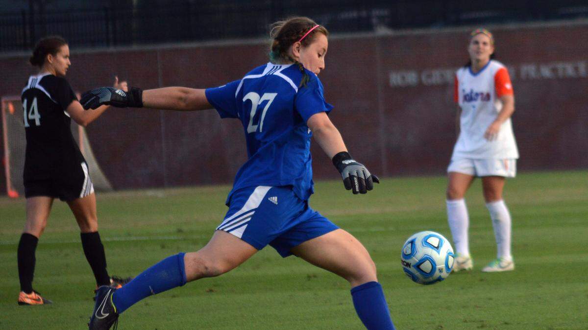 EDEN OTERO/MERCERMercer senior Maggie cropp and the Bears won the Southern Conference tournament title last year.