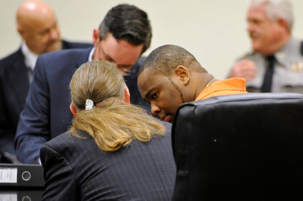 JENNA EASON/THE TELEGRAPH Macon, GA, 02/26/2019: Damion Deray Henderson, one of the accused murderers of Mercer University basketball player Jibri Bryan, talks to his lawyer Franklin J. Hogue in Bibb Superior Court Judge Howard Z. Simms’ courtroom on Tuesday before Henderson is sentenced.