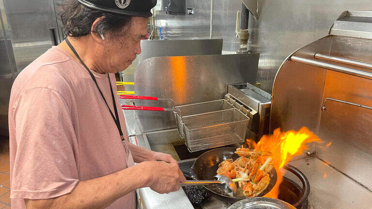 New Vietnamese bistro opens in Warner Robins. Seafood is the specialty 