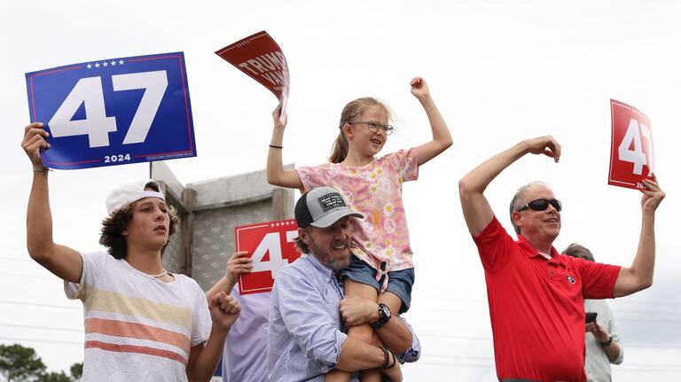 Joni Ernst, Georgia Republicans support Trump on bus tour stop in Macon. What they said