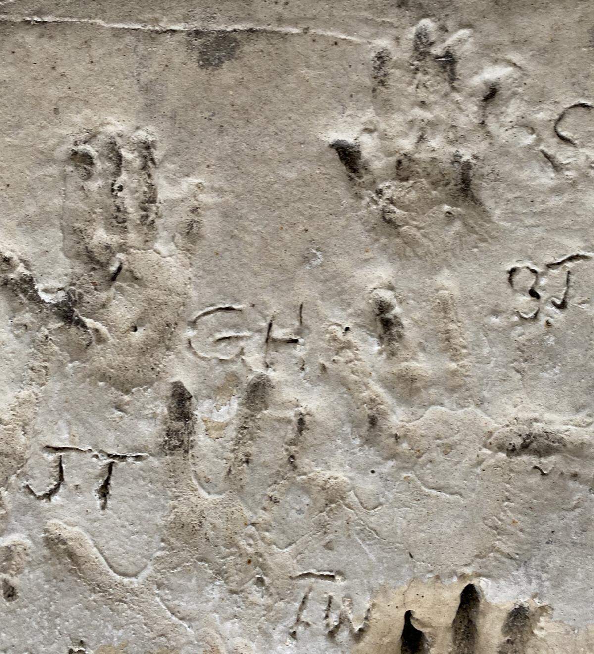 Grant Hendrickson’s handprint has been among the hundreds of others near the lower entrance to Macy’s since 1975.