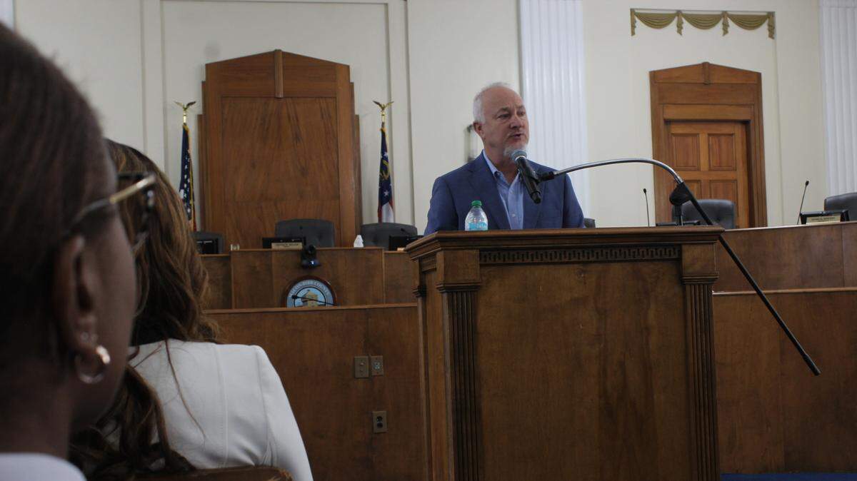 Macon-Bibb County Mayor Lester Miller announced new initiatives to reform the county’s jail during a press conference on June 10, 2025, at City Hall, 700 Poplar Street. The jail has had several deaths, inhumane conditions and public backlash in recent months.