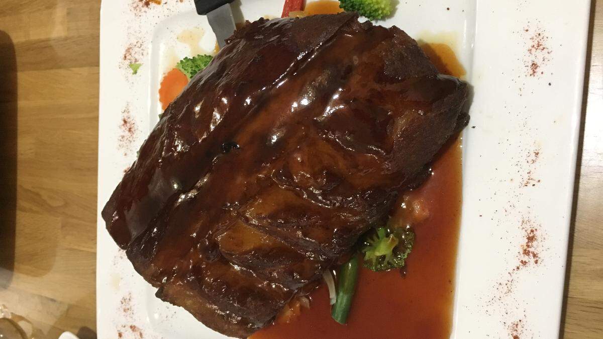 Baby-back ribs with soy-tamarind sauce  at Ladda Bistro.