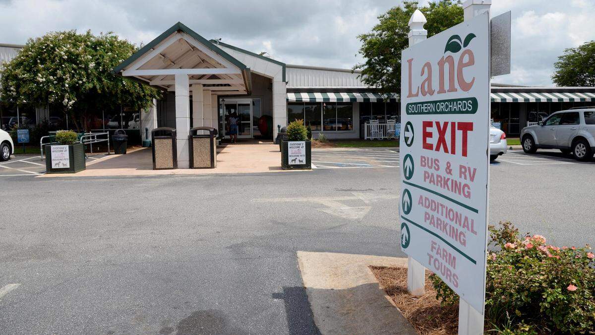 JENNA EASON/THE TELEGRAPH Macon, GA, 07/10/2019: Lane Southern Orchards sells peach ice cream along with other products with peaches, strawberries, pecans and more.