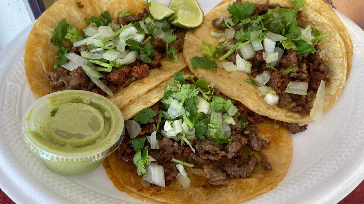 A plate of tacos.