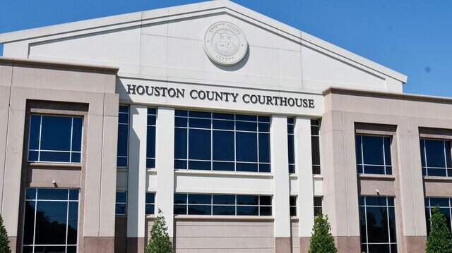Centerville man gets life in prison for killing mother of his child ...