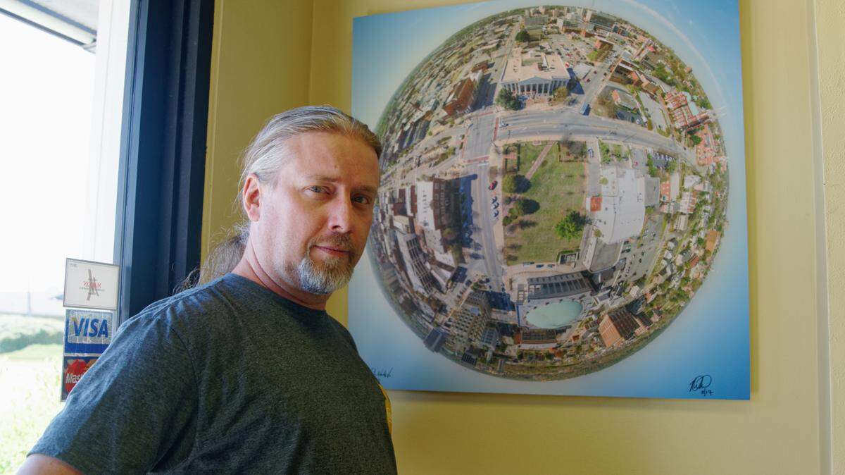 Local photographer and digital artist Doug Nurnberger’s artwork can be found at Macon corporate offices, including the Macon-Bibb County Industrial Authority and Macon Water Authority. 