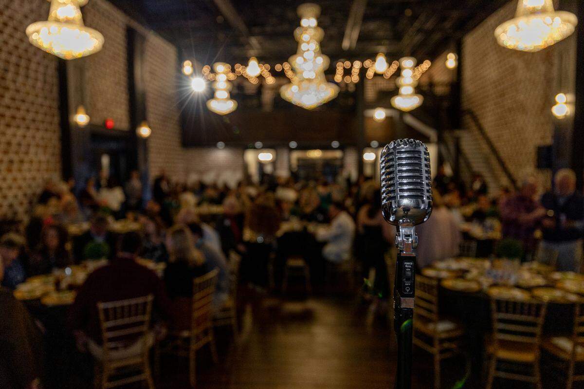 Complete with Old Hollywood glam, dinner and a sold-out murder mystery for its first public event, this renovated former 1950s movie house at 806 Commerce St. in Perry is now an upscale performance and event venue. Tickets are now on sale for Christmas Cabaret show called, “A Merry Vintage Christmas” featuring Christmas songs of yesteryear on Dec. 16, 17, 18 and 19.