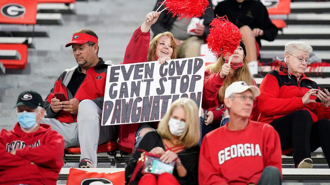 First look: Top story lines, betting odds for UGA vs Tennessee 2020 football game
