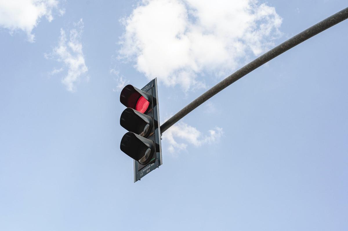 Some cities in Washington ban “rat running,” a maneuver sometimes used to avoid an intersection.