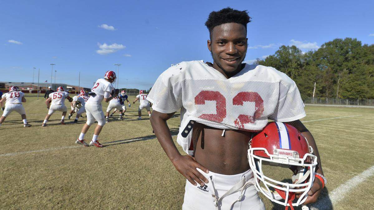 Veterans running back Desjuan Harris is averaging a little less than 150 rushing yards per game as the Warhawks prepare to take on Mary Persons on Friday.