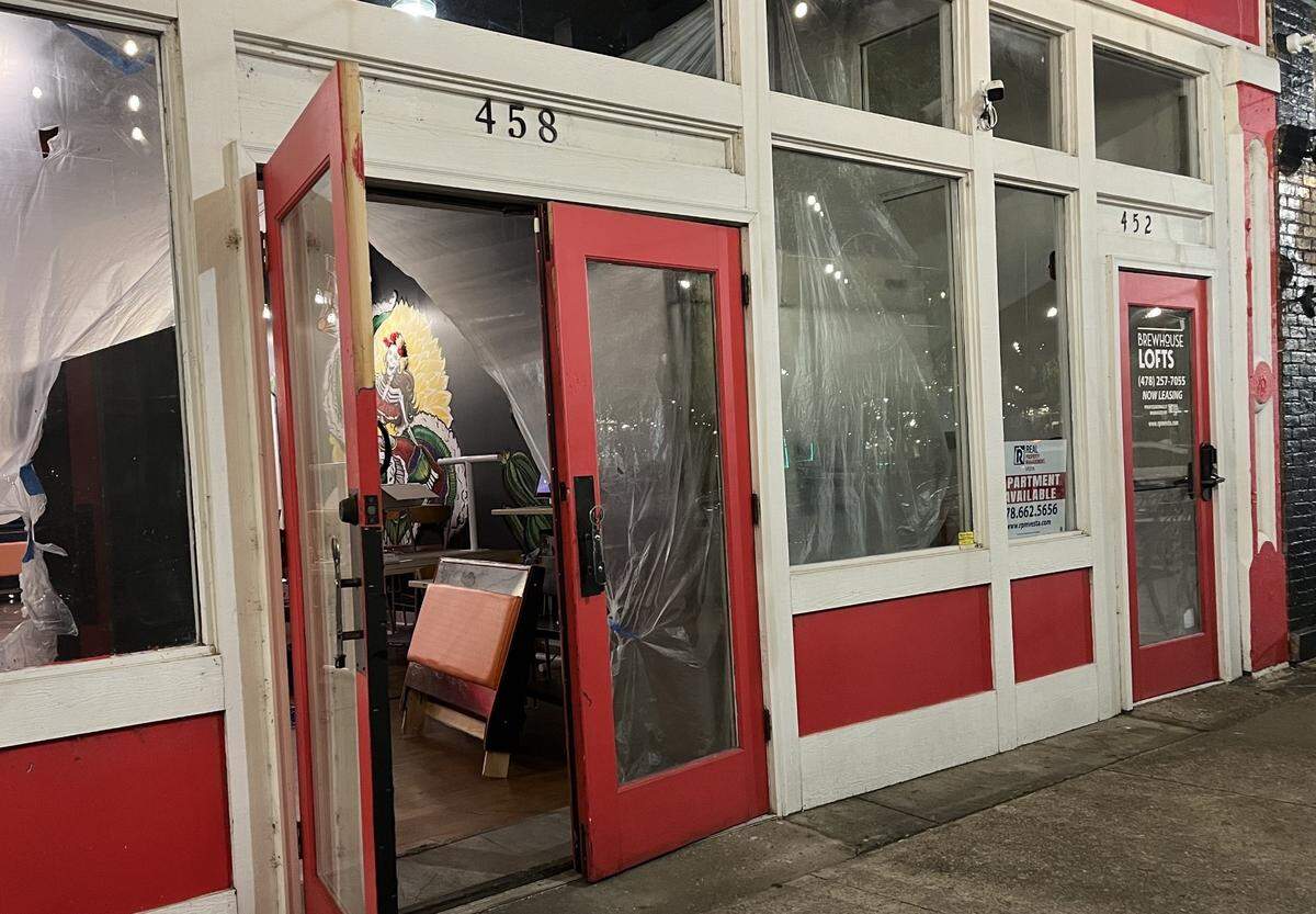 Macon residents will soon have another option for Mexican food. Jalapenos Cantina is planned to open downtown later this summer.