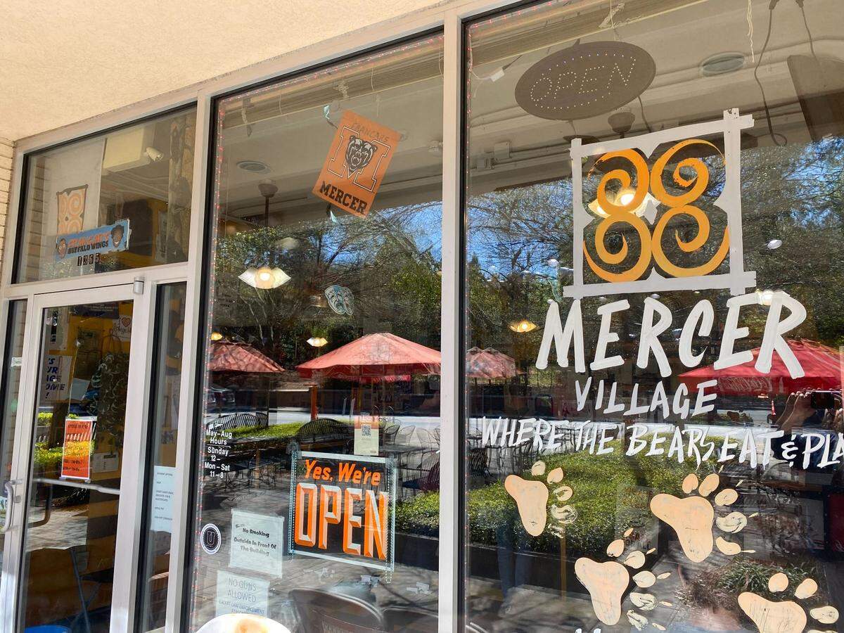 Francar’s Buffalo Wings at at 1365 Linden Ave. is back open after nearly closing for good.