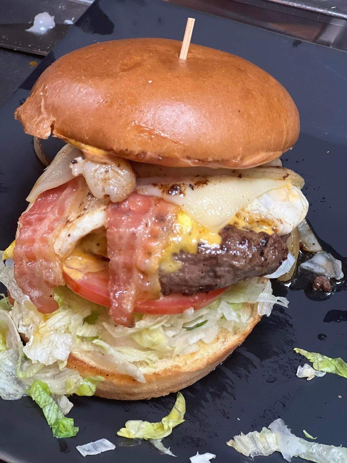 Full House Tavern, a new restaurant and bar near the Macon Mall, is seeking a conditional use permit Monday before the Macon-Bibb County Zoning Commission to become a private club.