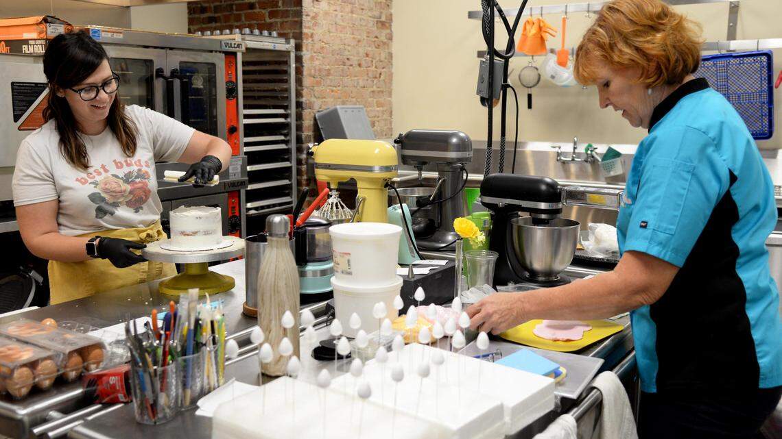 4 bakers. 1 kitchen. Macon arts center’s collective has turned competitors into ‘family’