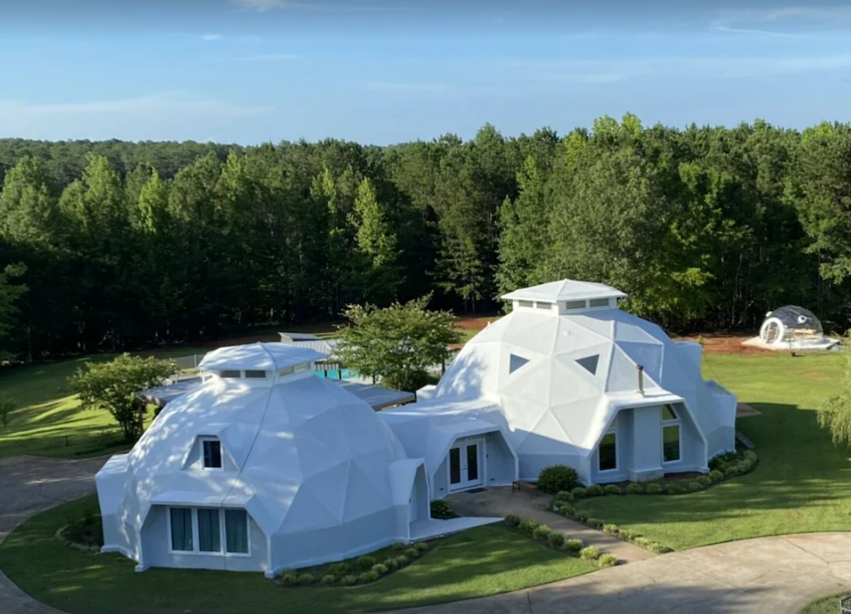 This beautiful Luxury Dome is available to rent on Vrbo for Valentine’s Day weekend 2023. The guest Dome is on the left.