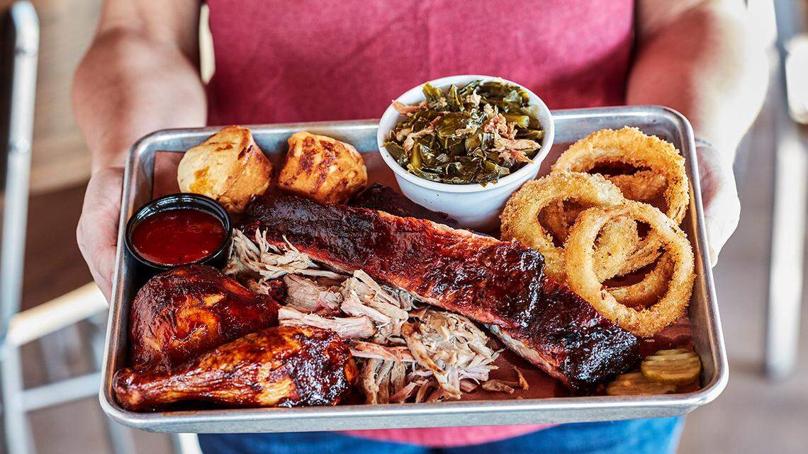 Jim ‘N Nick’s BBQ will be open in Warner Robins this week. See what’s on the menu