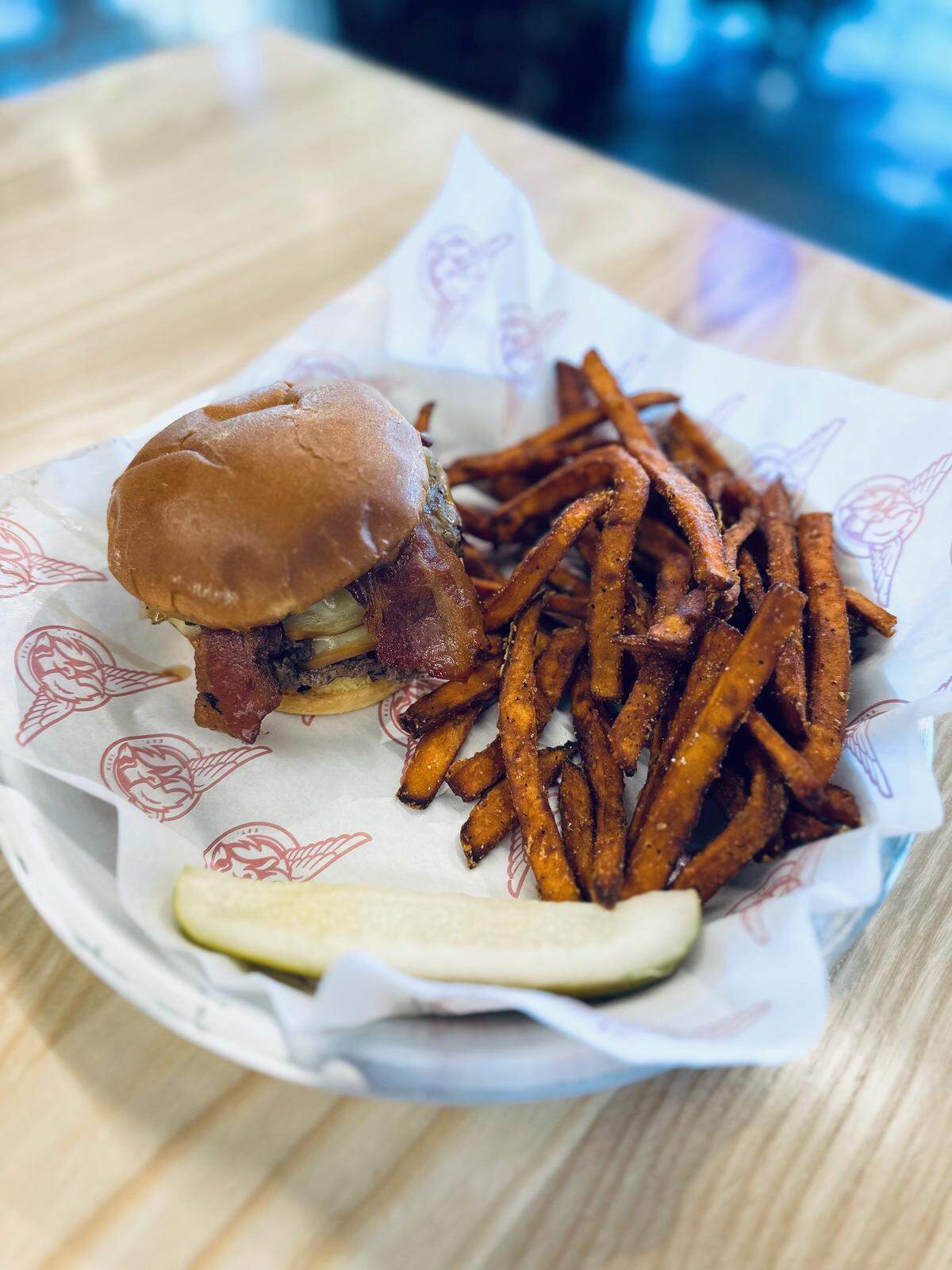 Taco Mac’s Chattahooche burger is a delicous, meaty and cheesy creation.