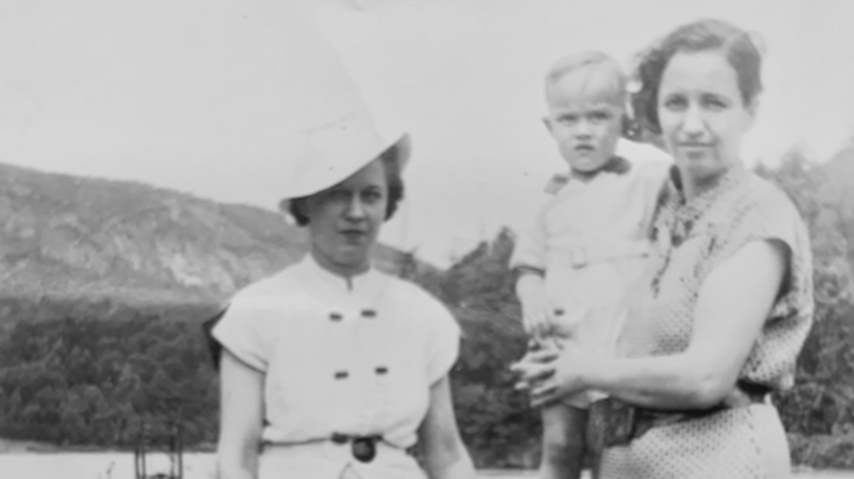 Nellie Allen, left, with her nephew, Gayden, and sister Ruby Swann in the late 1930s. Gayden was born in 1935 in North Carolina, the year there was a major polio outbreak during the summer.