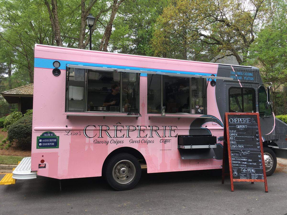 Lisa’s Creperie food truck in Macon