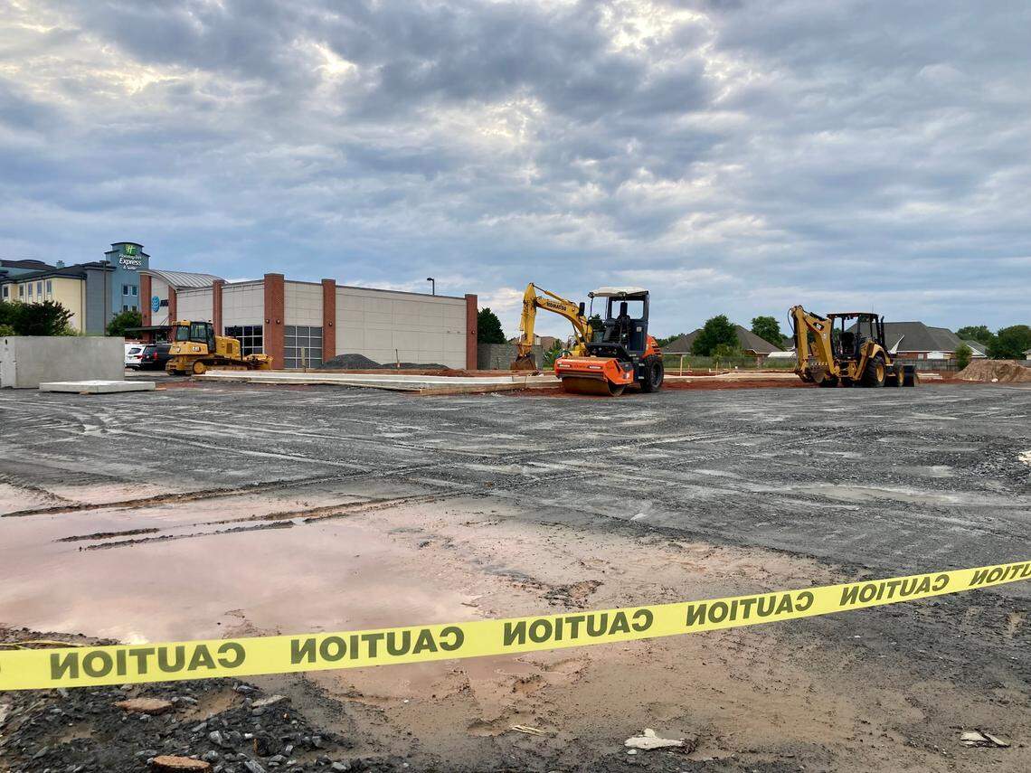 The foundation has been poured for a Bojangles going up at 4010 Watson Blvd. on 1.57 acres between an AT&T retail store and the Goo-Goo car wash.